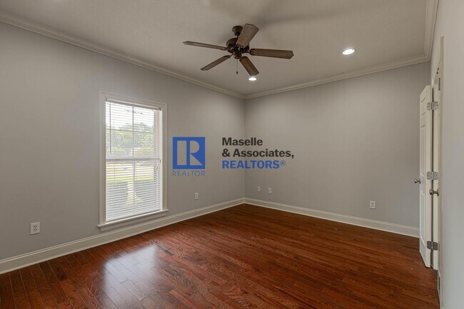 Building Photo - 3 Bed/2 Bath Home in Madison in Devlin Spr...