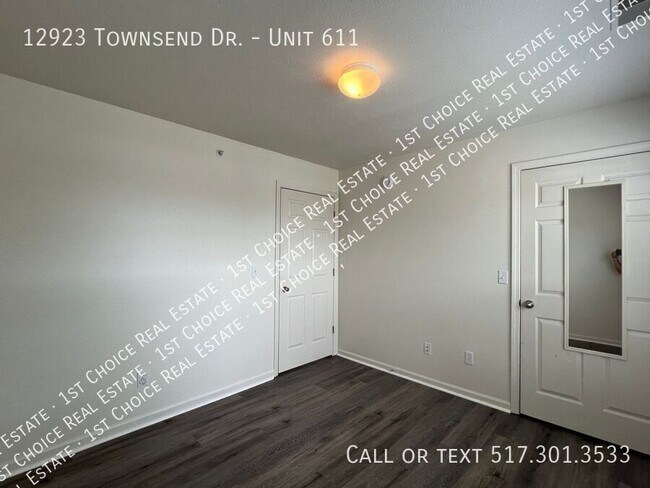 Building Photo - 12923 Townsend Dr