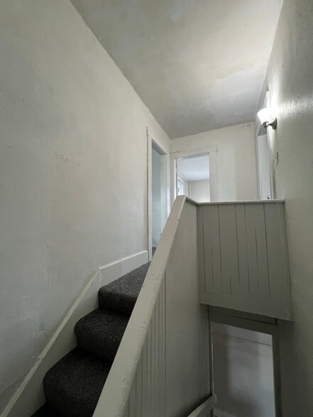 Building Photo - 139 Whiley Ave