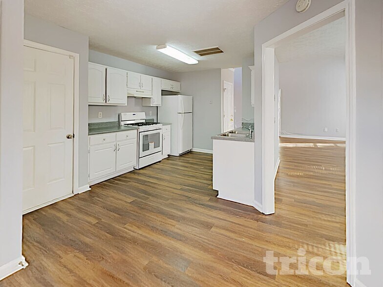 Building Photo - 1195 Misty Meadows Way