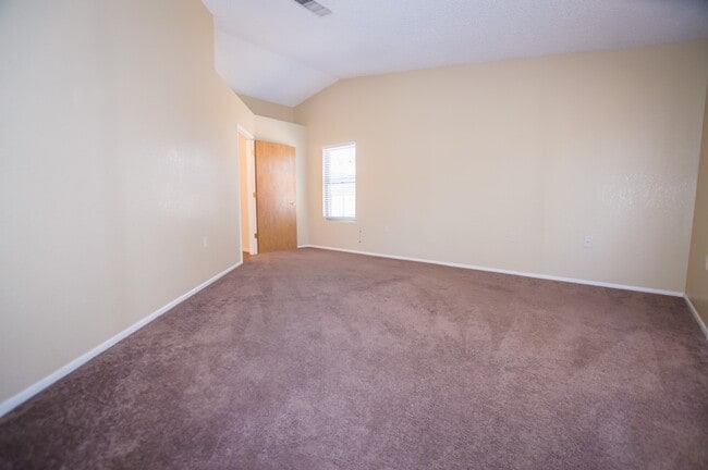 Building Photo - Welcome to this charming 3-bedroom, 2-bath home with Central A/C and Large 2 Car Garage!