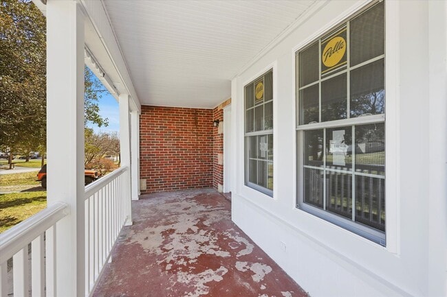 Building Photo - Beautiful three-bedroom single family home...