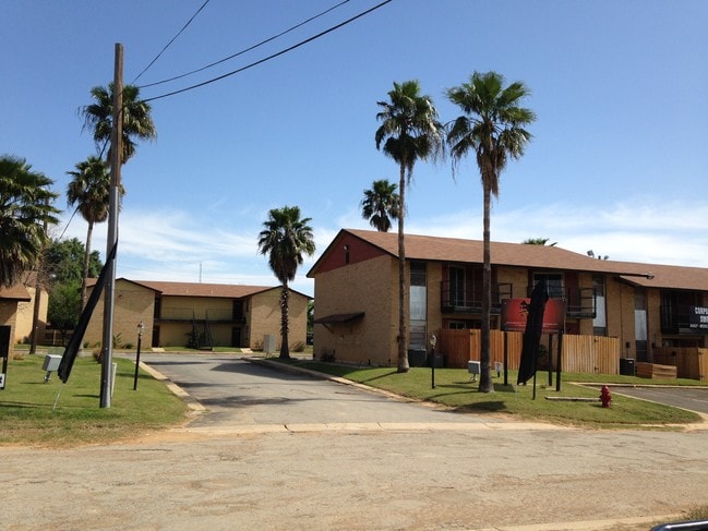 Summer Hill Apartments - Cotulla, TX | Apartment Finder
