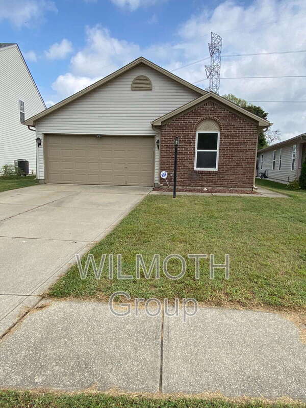 Building Photo - 5251 Bluff View Dr