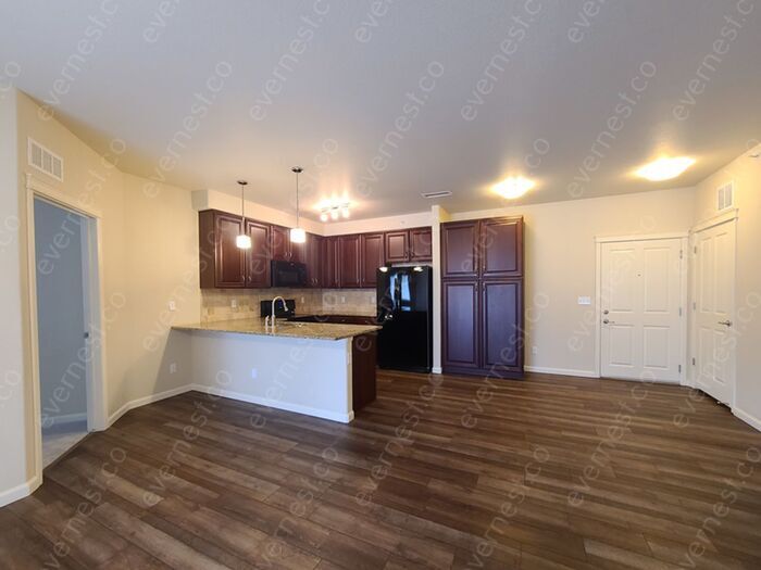Building Photo - 1144 Rockhurst Dr