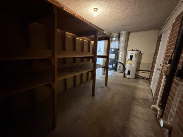 Building Photo - 3850 University Club Blvd