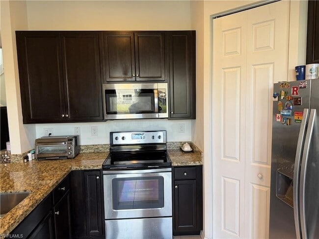 Building Photo - 5483 Cameron Dr