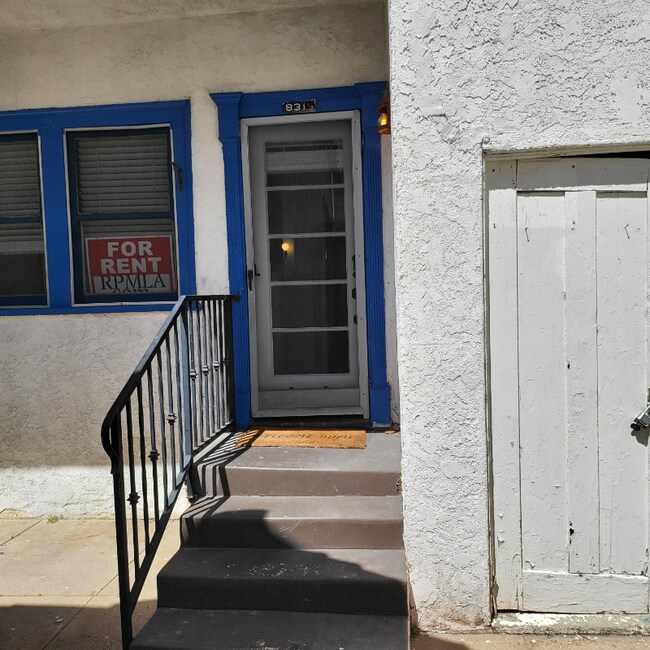 Building Photo - 835-835 N Formosa Ave
