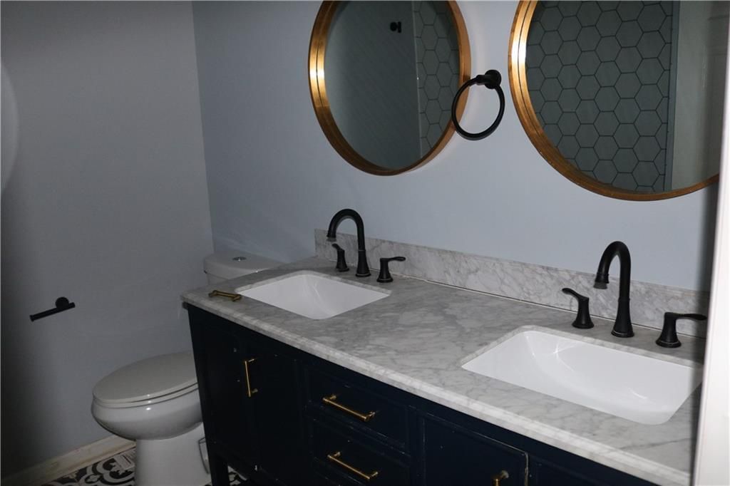 Building Photo - 1251 Green Oak Cir NW