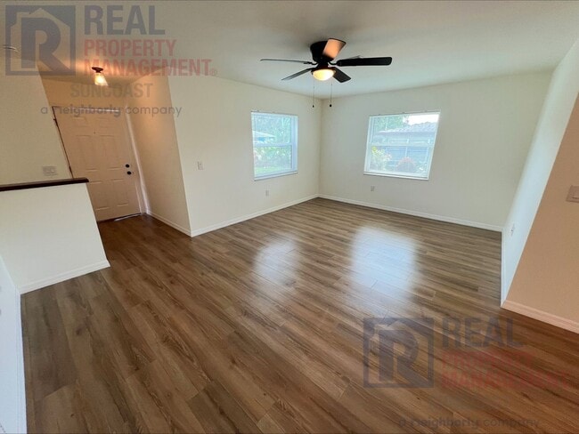 Building Photo - 2950 Pafko Dr