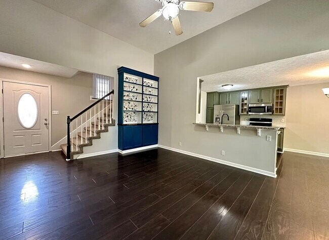 Building Photo - 1641 Cedar Springs Cir