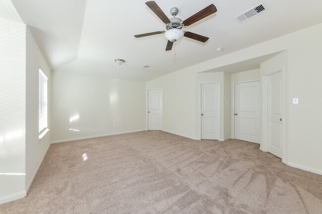 Building Photo - 26251 Bosch Dr