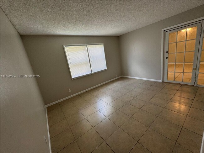 Building Photo - 3360 Spanish Moss Terrace