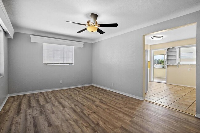 Building Photo - 3452 9th Ave N