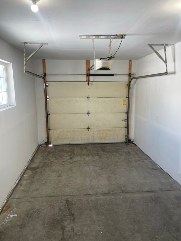 Building Photo - 1429 11th St W