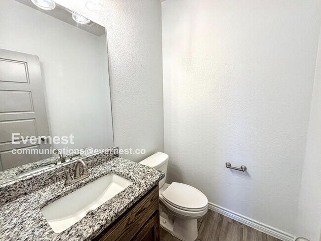 Building Photo - 8503 Glade Dr