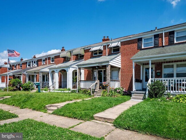 Building Photo - 3308 Wallford Dr