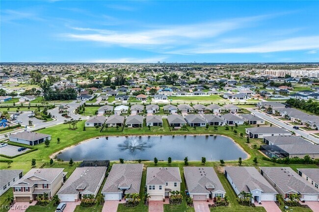 Building Photo - 421 Coral Reef Pl