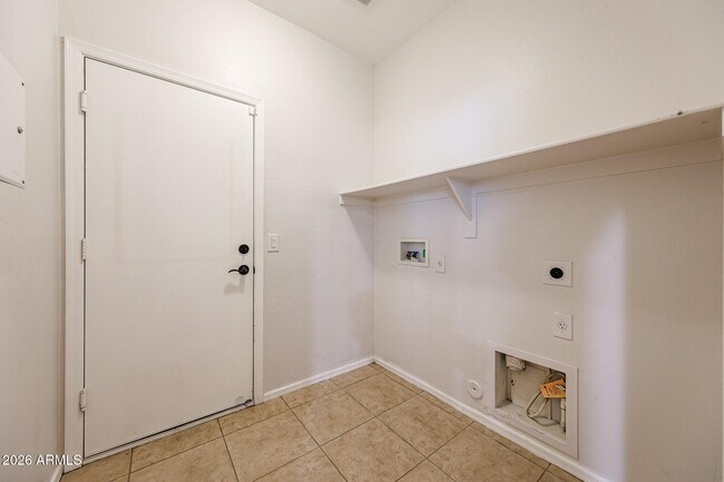 Building Photo - 17765 W Bridger St