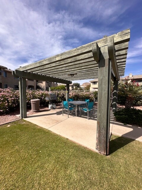 Building Photo - 16013 S Desert Foothills Pkwy