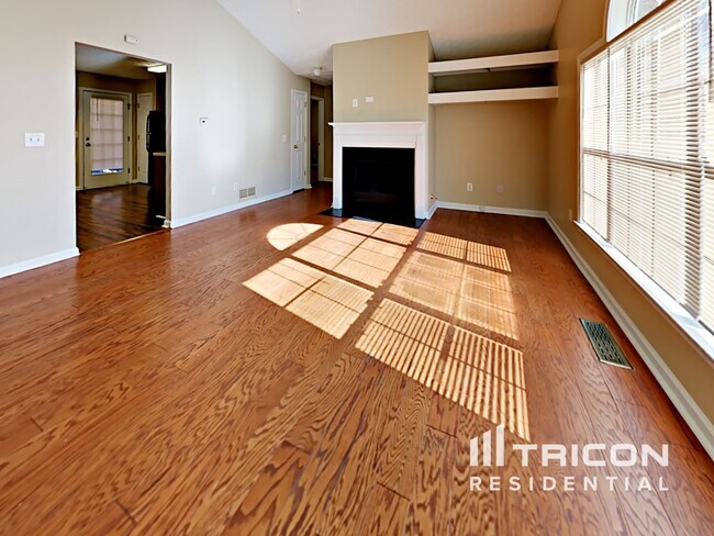 Building Photo - 78 Paradise Ln