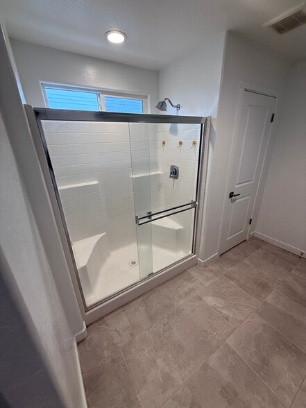 Building Photo - 392 Talus Way S