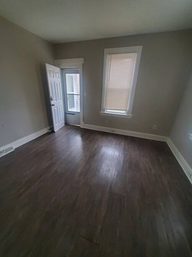 Building Photo - 4239-4241 W 24th St