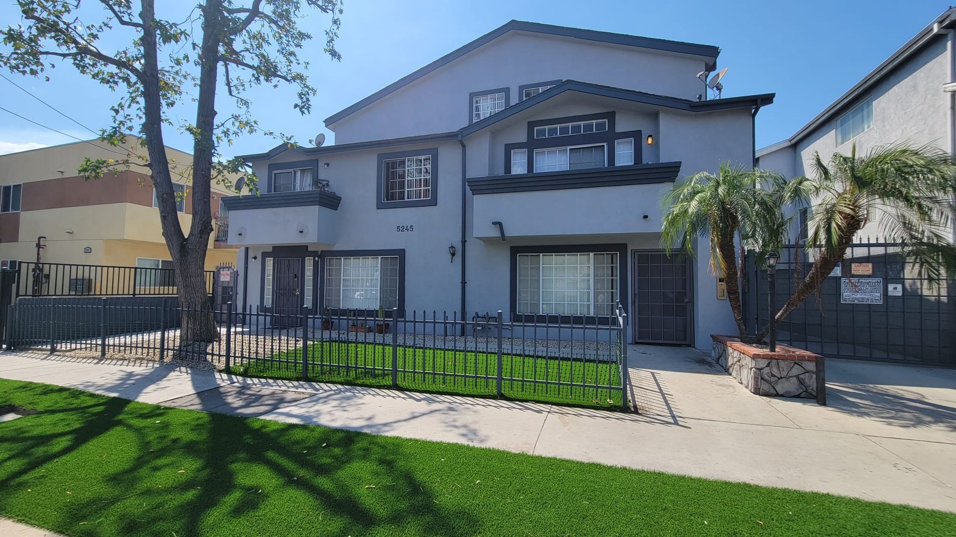 Building Photo - 5245 Riverton Ave