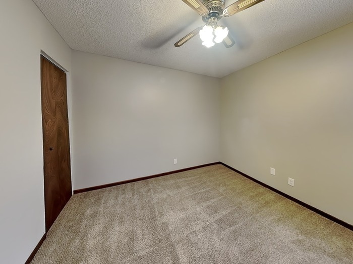 Building Photo - 891 Hazelwood St