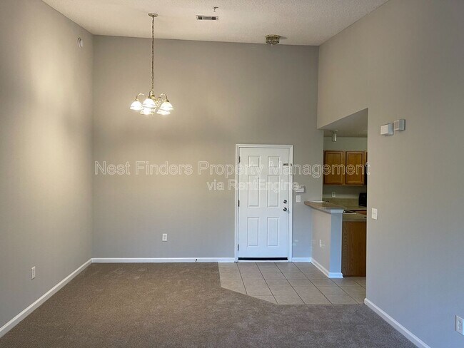 Building Photo - 9575 Amarante Cir