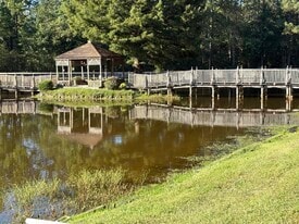 Building Photo - 287 Gravel Pit Rd