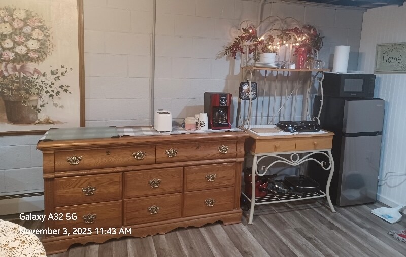 Building Photo - 794 Whitling Rd