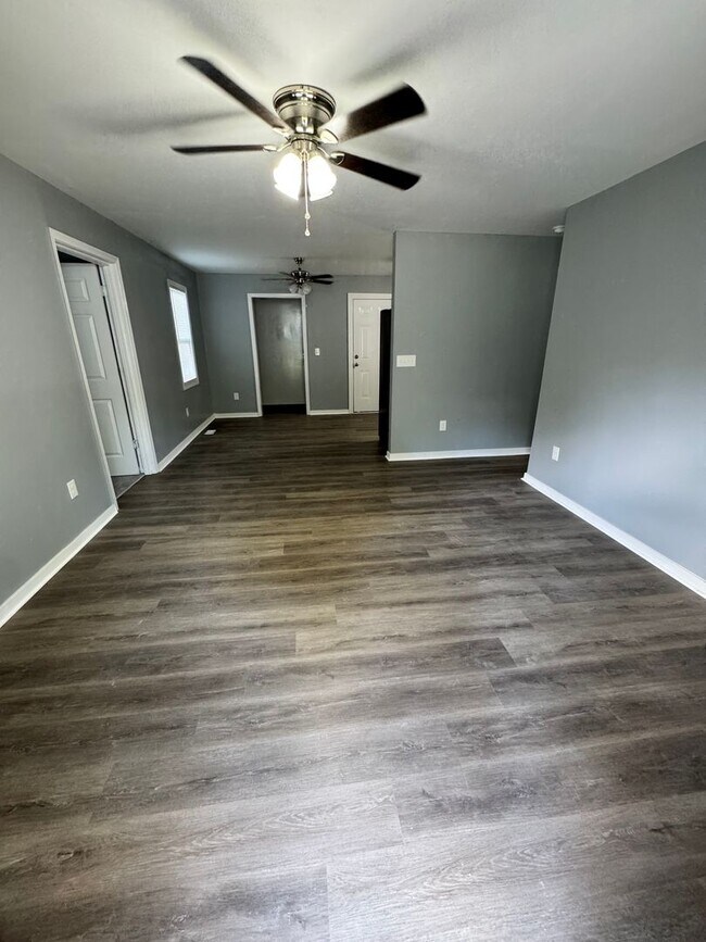 Building Photo - 4214 Fayette Cir