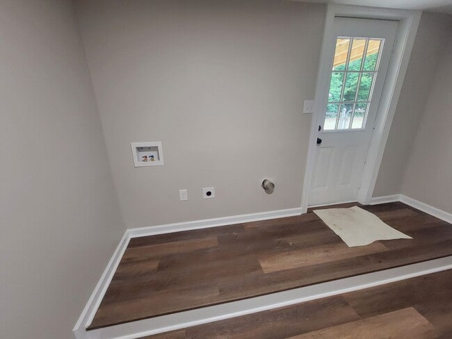 Building Photo - Harlem - Columbia County