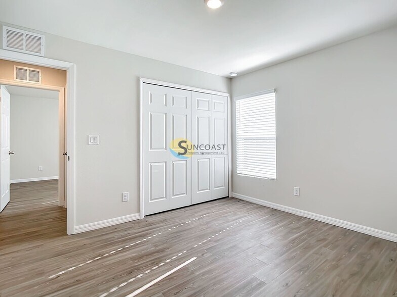 Building Photo - 14495 SW 46th Ct