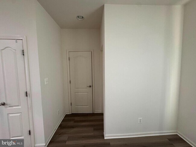 Building Photo - 7807 Cherrel Brks Wy