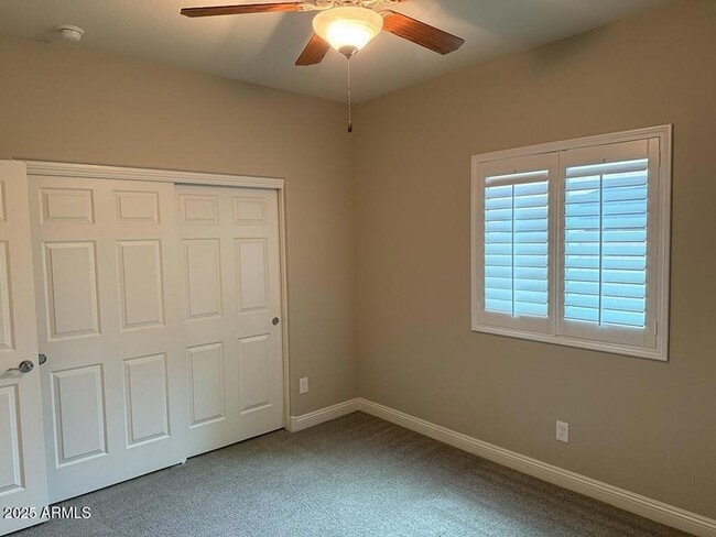 Building Photo - 17550 W Buckhorn Trl