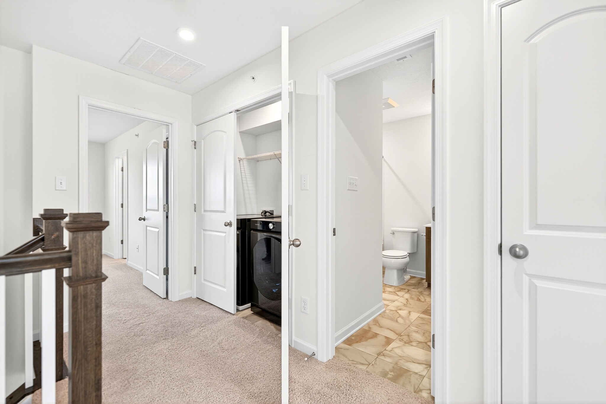 Building Photo - 600 Dana Dr