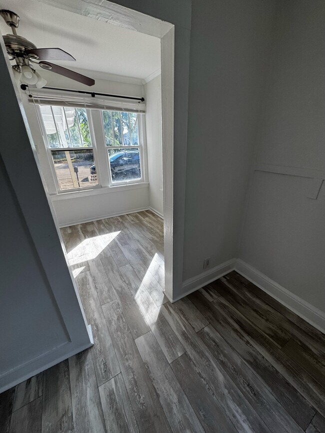 Building Photo - 315 N K St