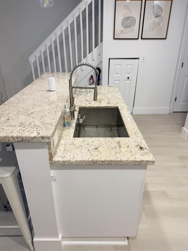 Building Photo - 1022 NE 42nd Terrace