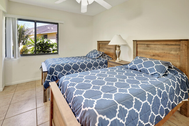 Building Photo - 12621 Westhampton Cir
