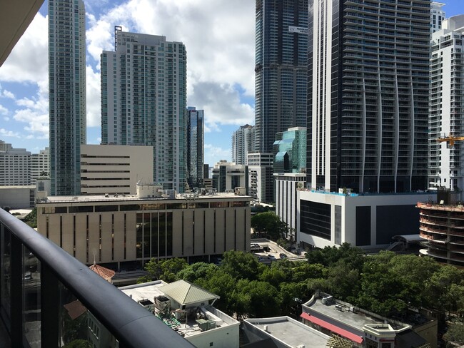 Building Photo - Brickell Heights East #1104 for rent