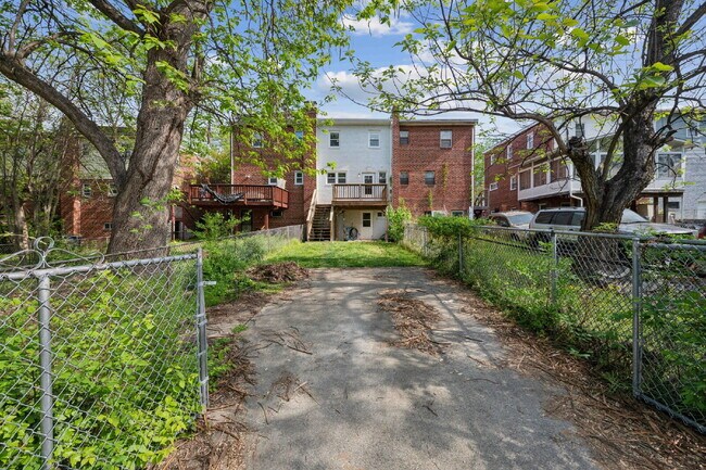 Building Photo - Welcome Home!