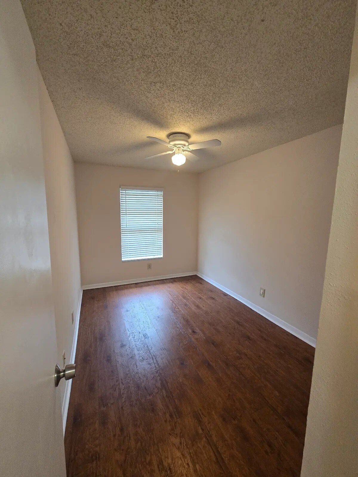 Building Photo - 5202 Sunridge Palms Dr