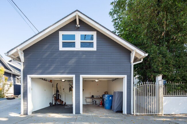 Building Photo - 1606 Myra Ave
