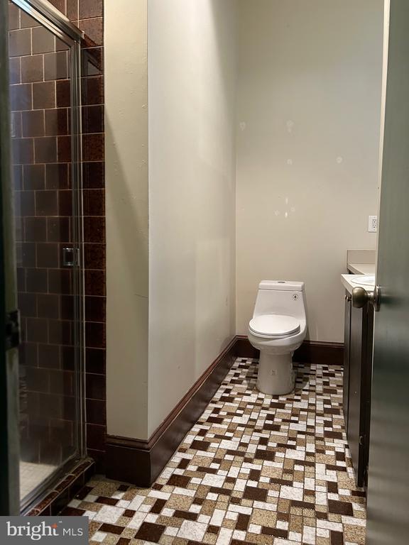 Building Photo - 2352 Eutaw Pl