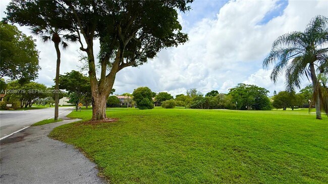 Building Photo - 9825 Costa Del Sol Blvd