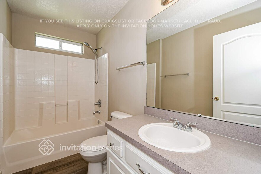 Building Photo - 6886 Wall Springs Dr