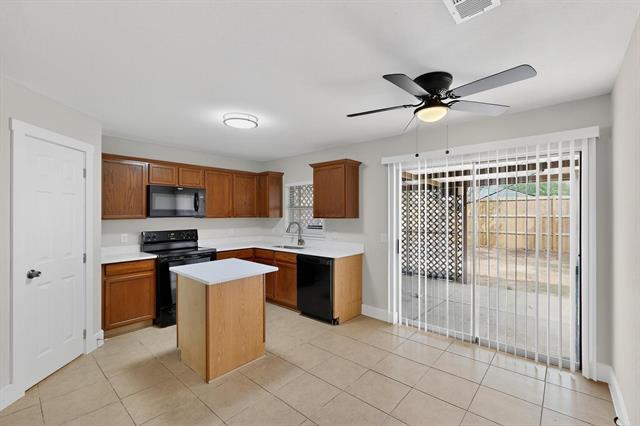 Building Photo - 204 Prentice Dr