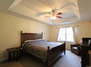 Building Photo - 12013 Evergreen Hollow Dr